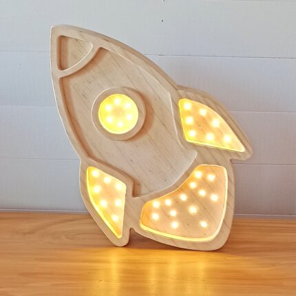 Lámpara Cohete – Luz LED de Madera con Recarga USB y Regulador